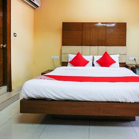 Oyo Hotel Metro International Near Lb Stadium Haiderabad Buitenkant foto