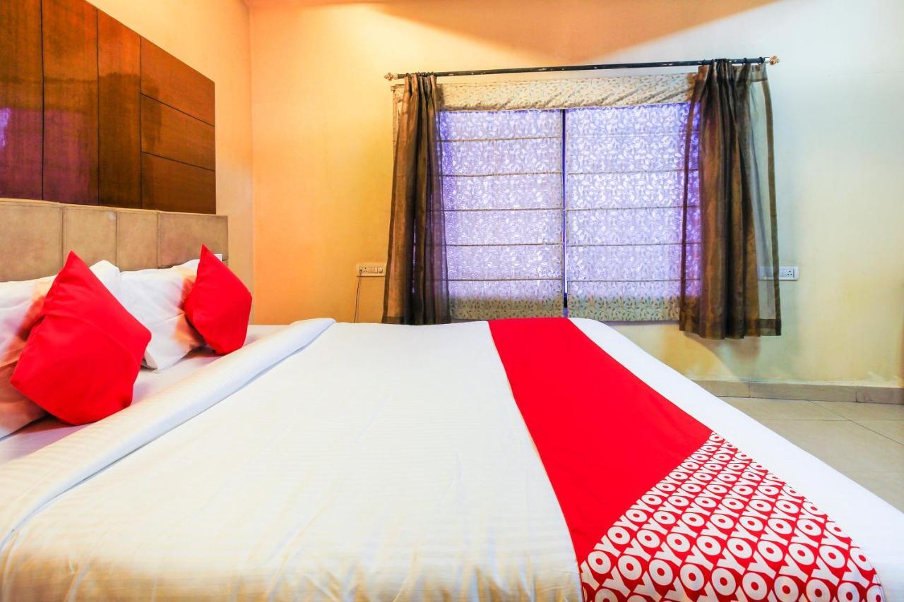 Oyo Hotel Metro International Near Lb Stadium Haiderabad Buitenkant foto
