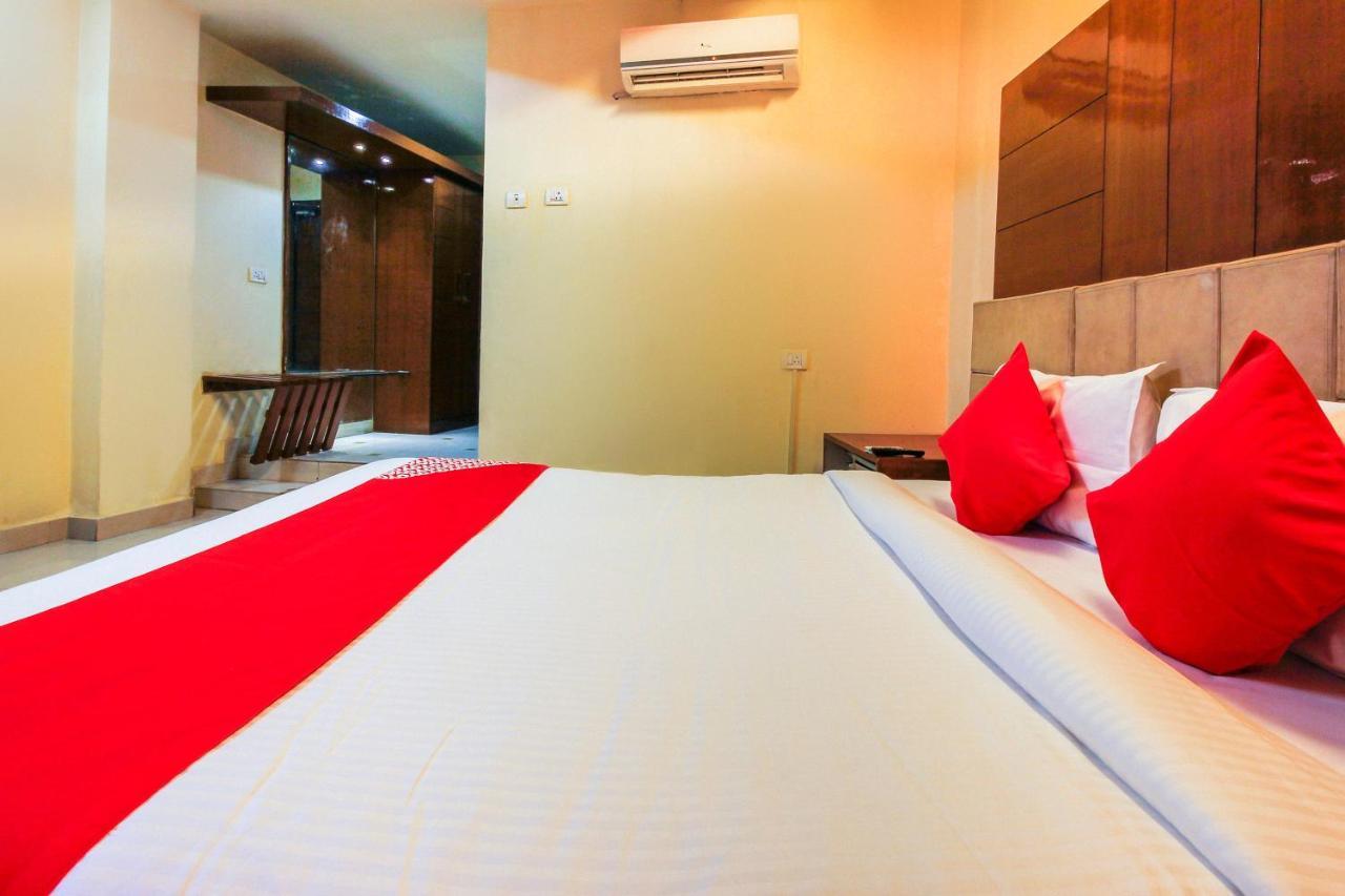 Oyo Hotel Metro International Near Lb Stadium Haiderabad Buitenkant foto