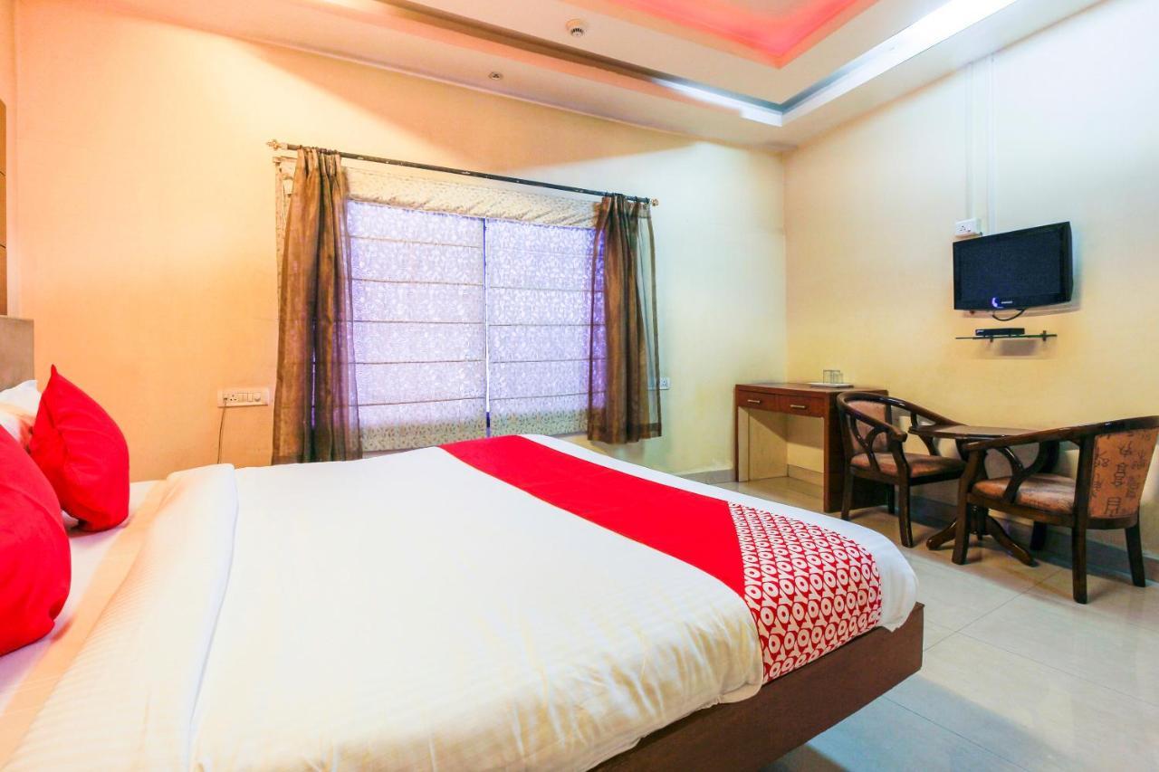 Oyo Hotel Metro International Near Lb Stadium Haiderabad Buitenkant foto