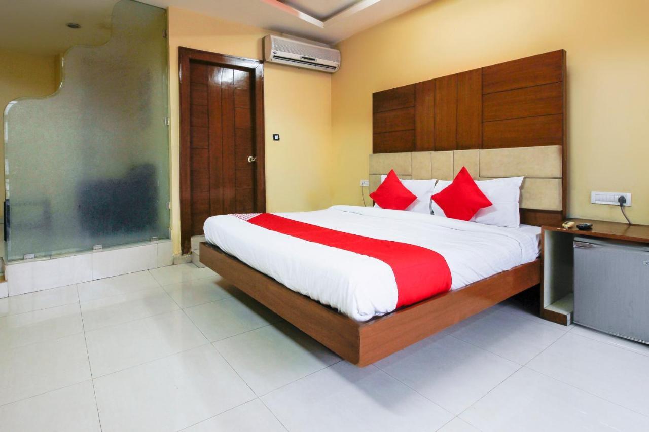 Oyo Hotel Metro International Near Lb Stadium Haiderabad Buitenkant foto